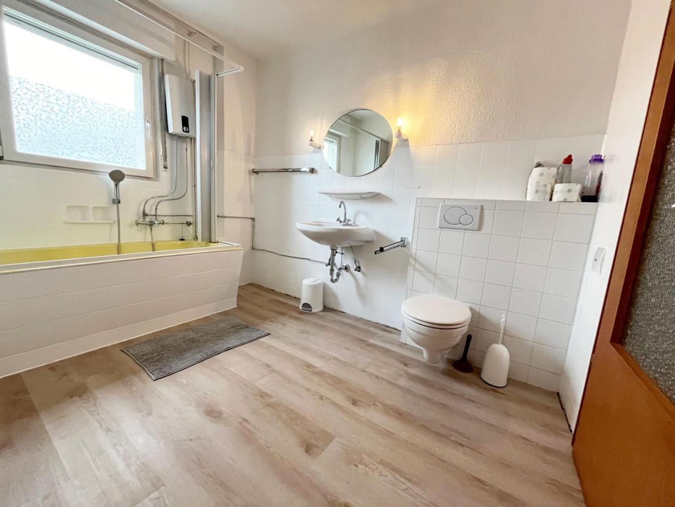 5 Room Apartment In Zuelpich Цюльпіх Екстер'єр фото
